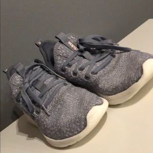 8 grey Adidas CLOUDFOAM PURE SHOES